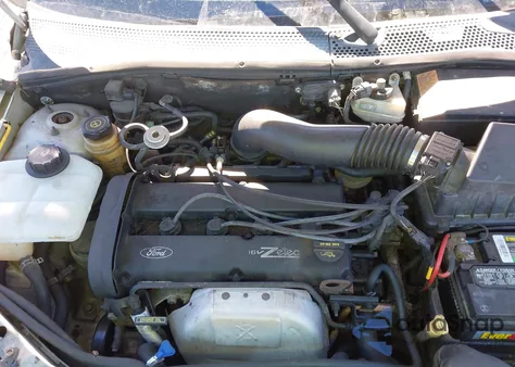 2002 Ford Focus Zx5 from USA, damaged, VIN 3FAHP37362R219487